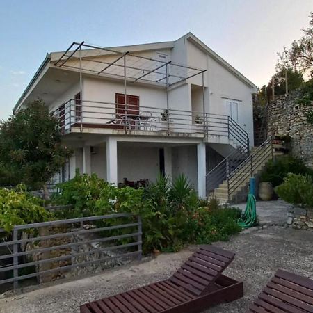 Apartman Carmak Ulcinj Exterior foto