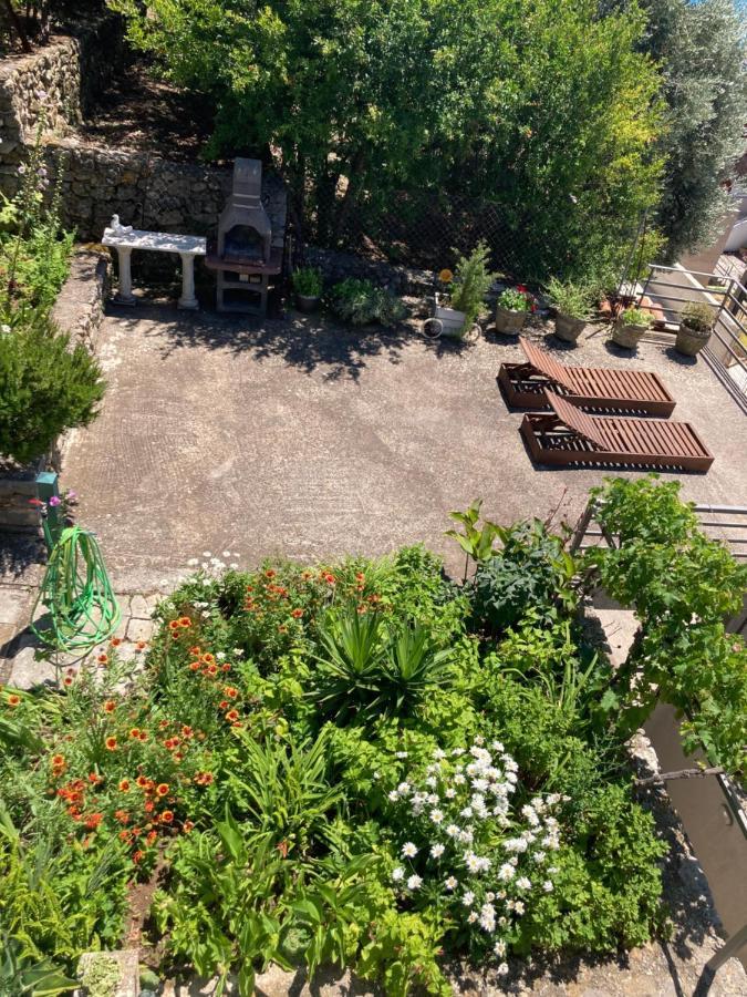 Apartman Carmak Ulcinj Exterior foto